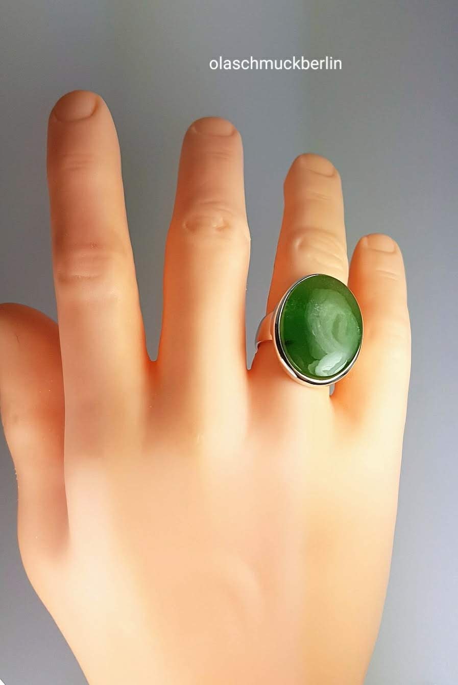 Silberring mit Jade