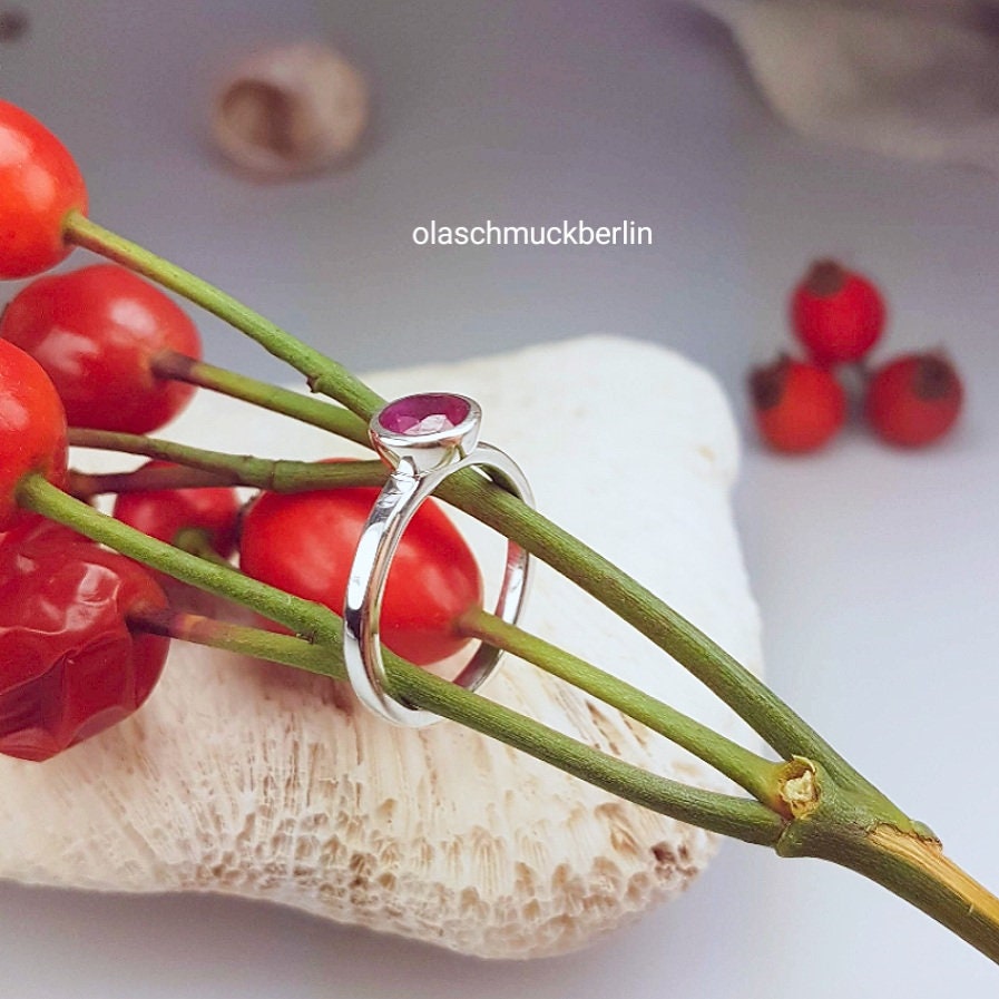 Silberring mit Rubin