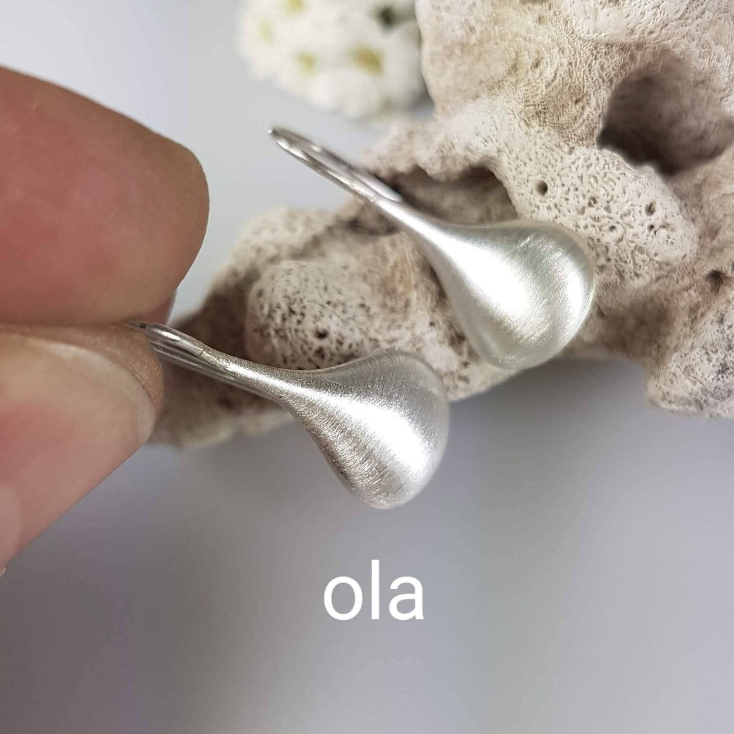 Silberohrhänger -Tropfen-