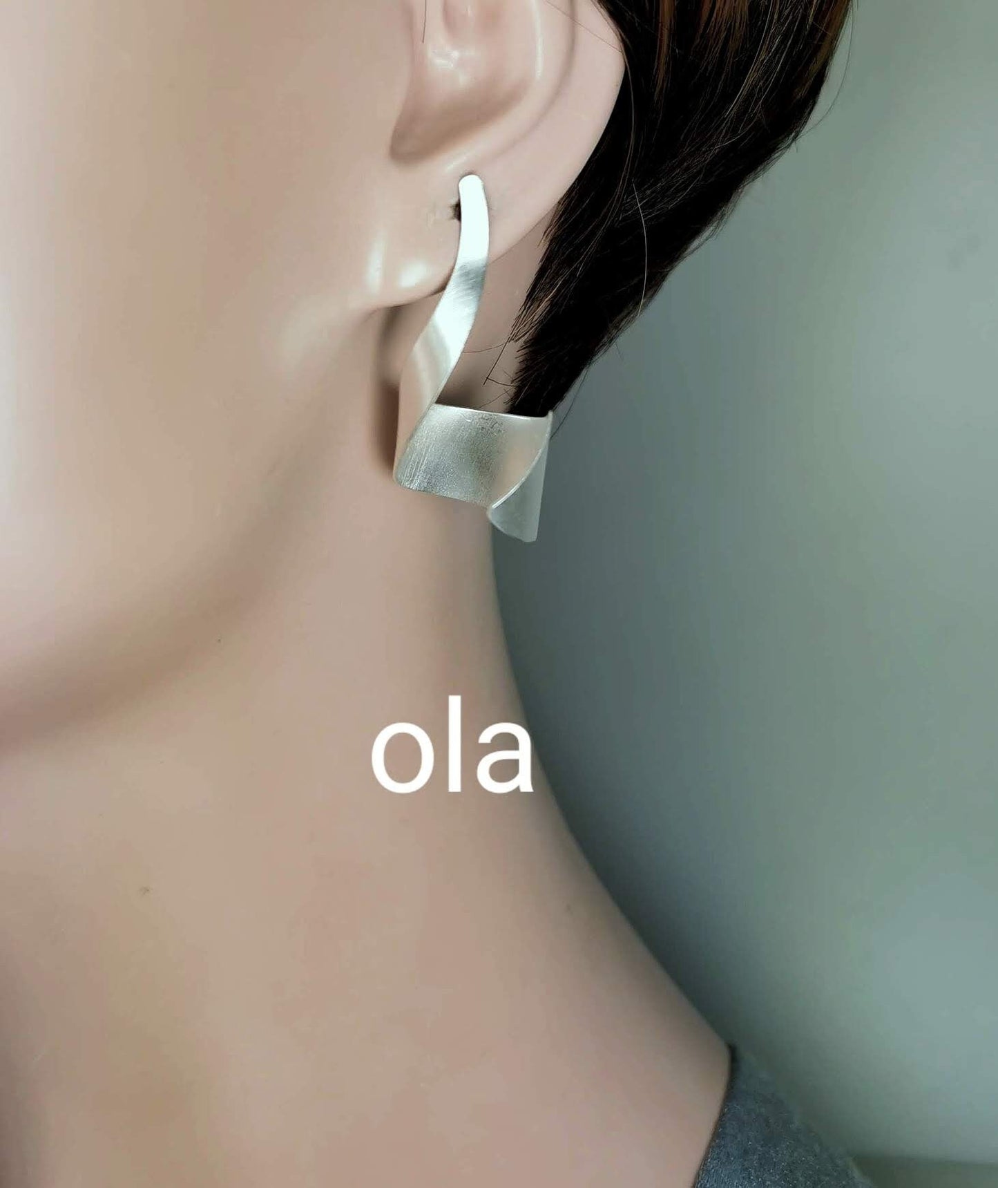 Extravagantegefertigte Silberohrstecker