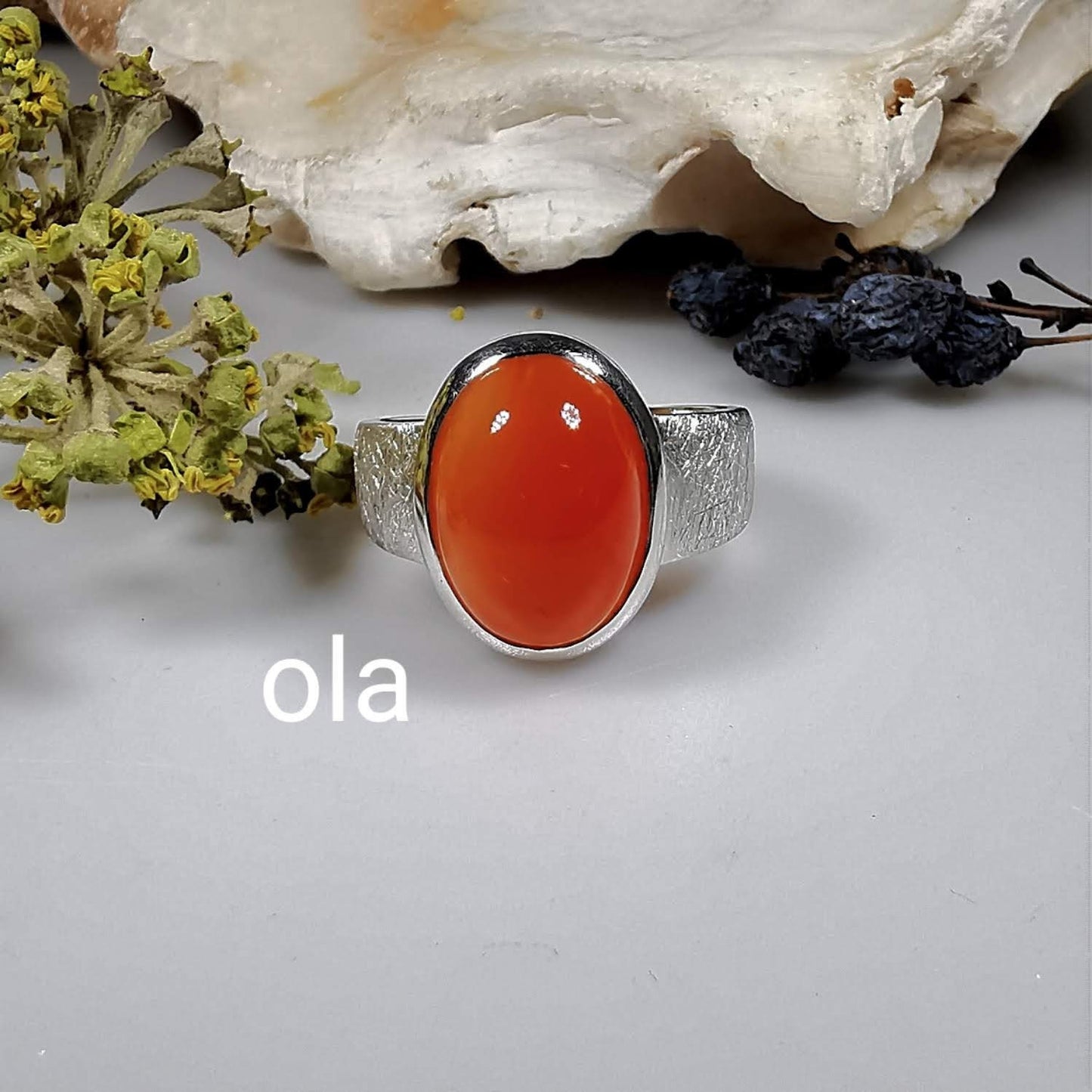 Karneolring in Silber gefasst