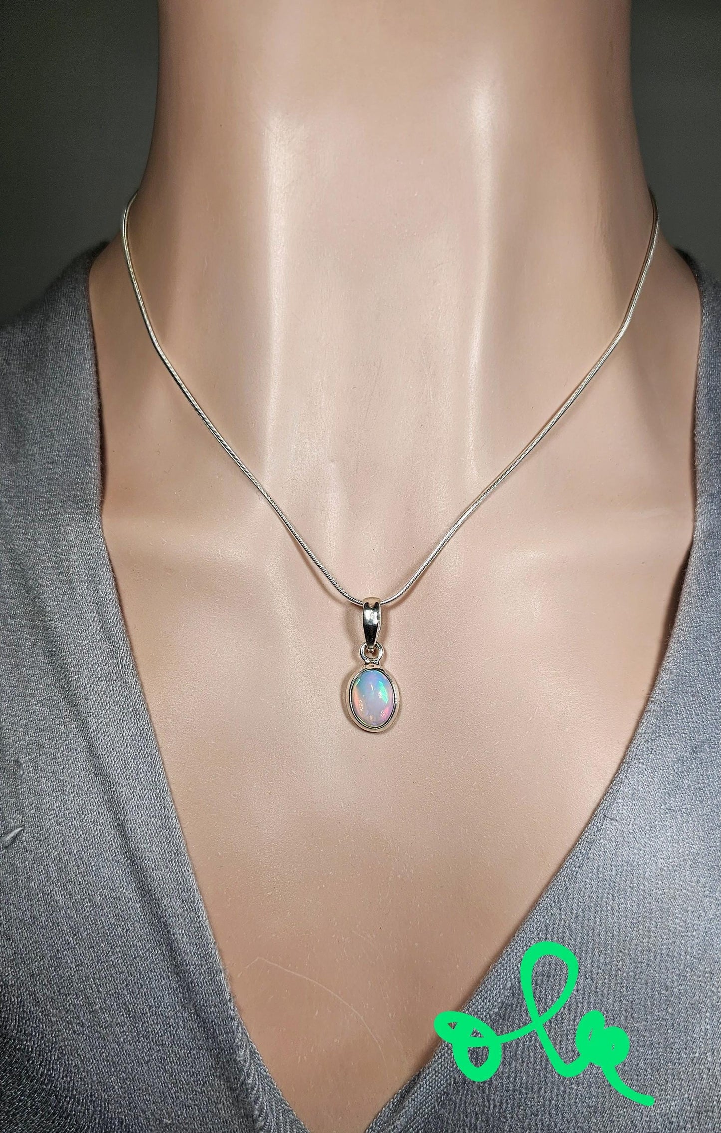 Silber Anhänger mit Opal