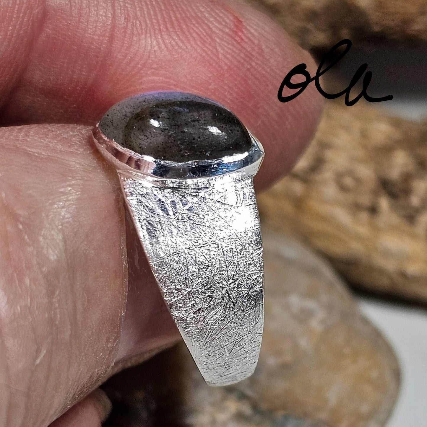 Labradorit-Ring in 925 Silber gefasst