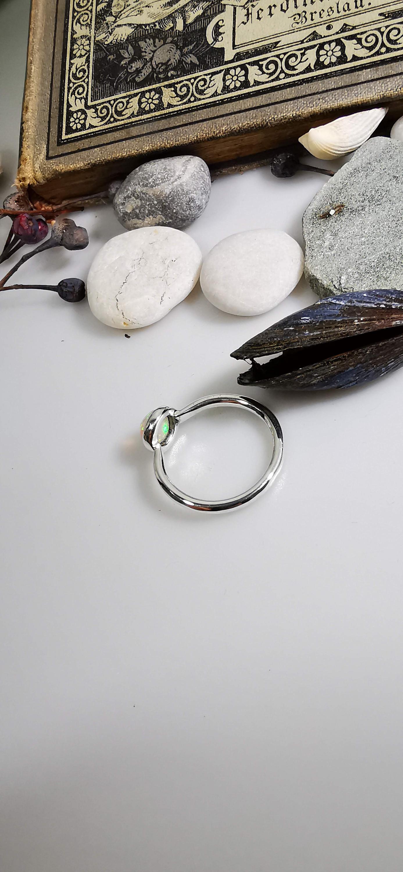 Opal Ring in 925 Silber gefasst