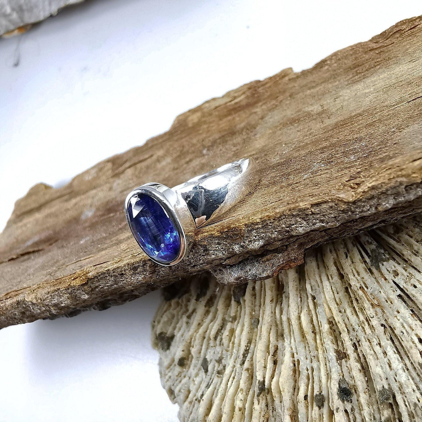 Kyanit Ring in 925 Silber gefasst