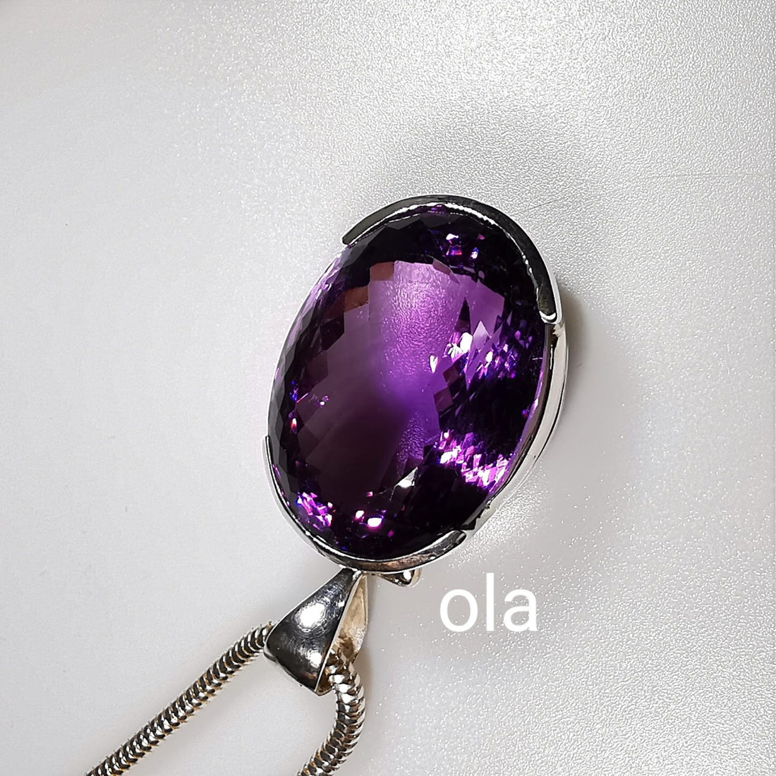 Der Amethyst: Ein Stein der Ruhe und Klarheit