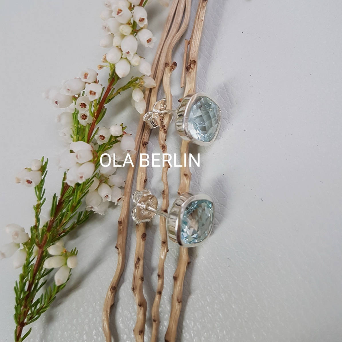 Handgefertigte Silberohrstecker mit Topas