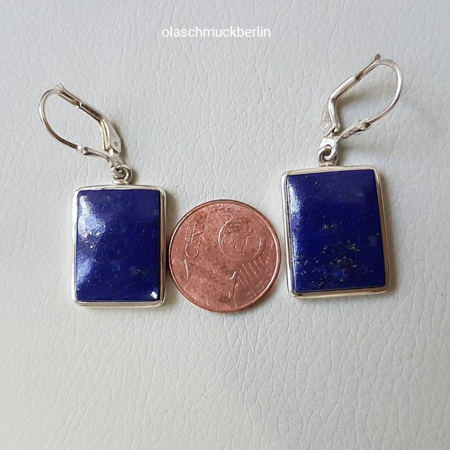 Silberohrhänger mit Lapislazuli