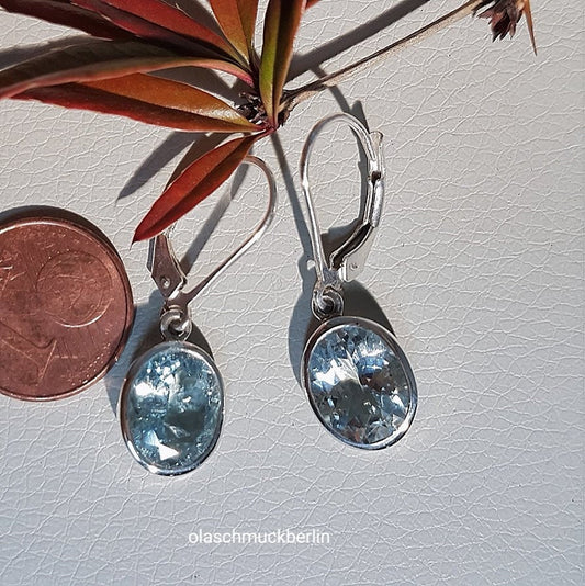 Silberohrhänger mit Aquamarin (USA), handgefertig
