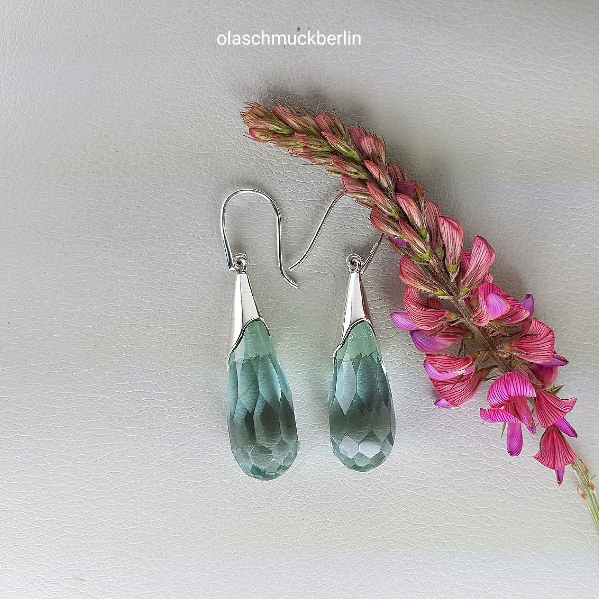 Silberohrhänger mit blauem Obsidian