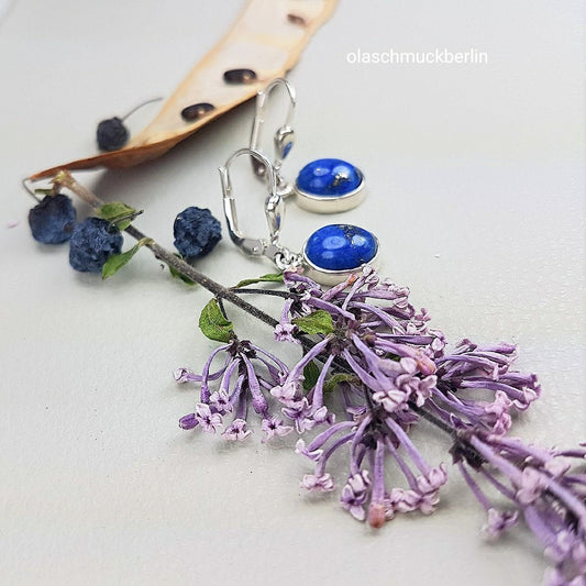 Silberohrhänger mit Lapislazuli