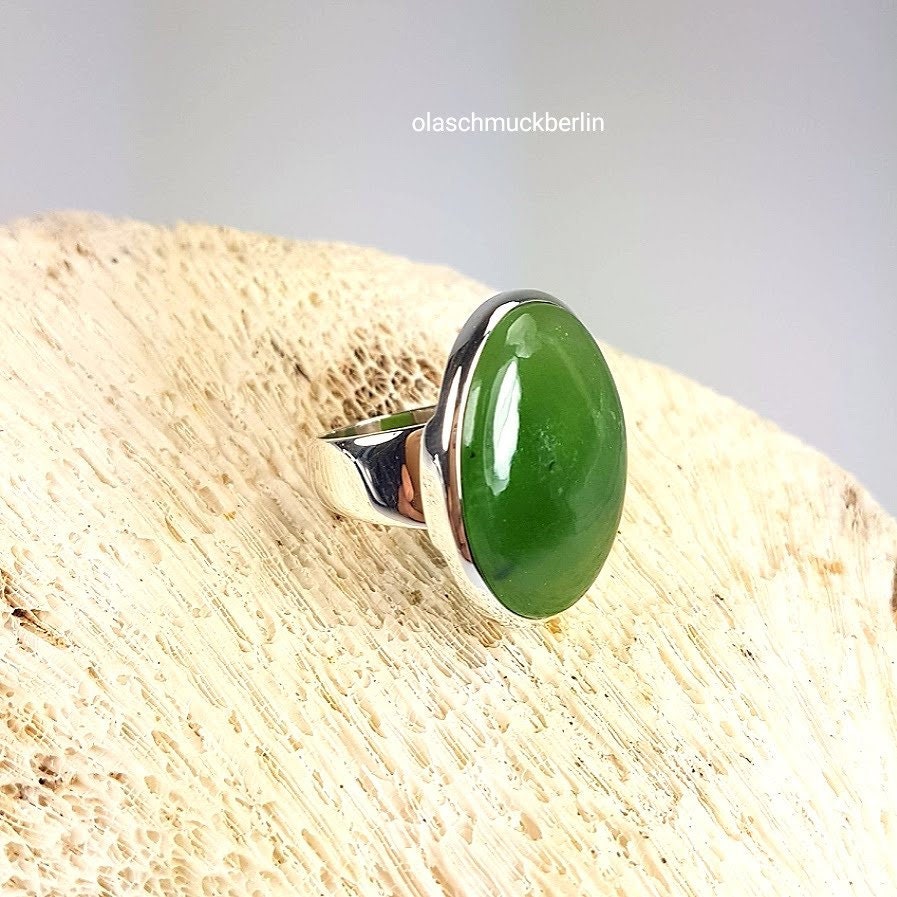 Silberring mit Jade