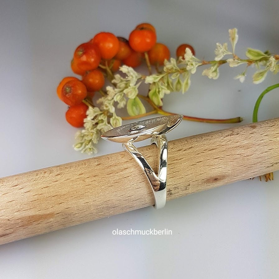 Handgefertigter Silberring mit Topas