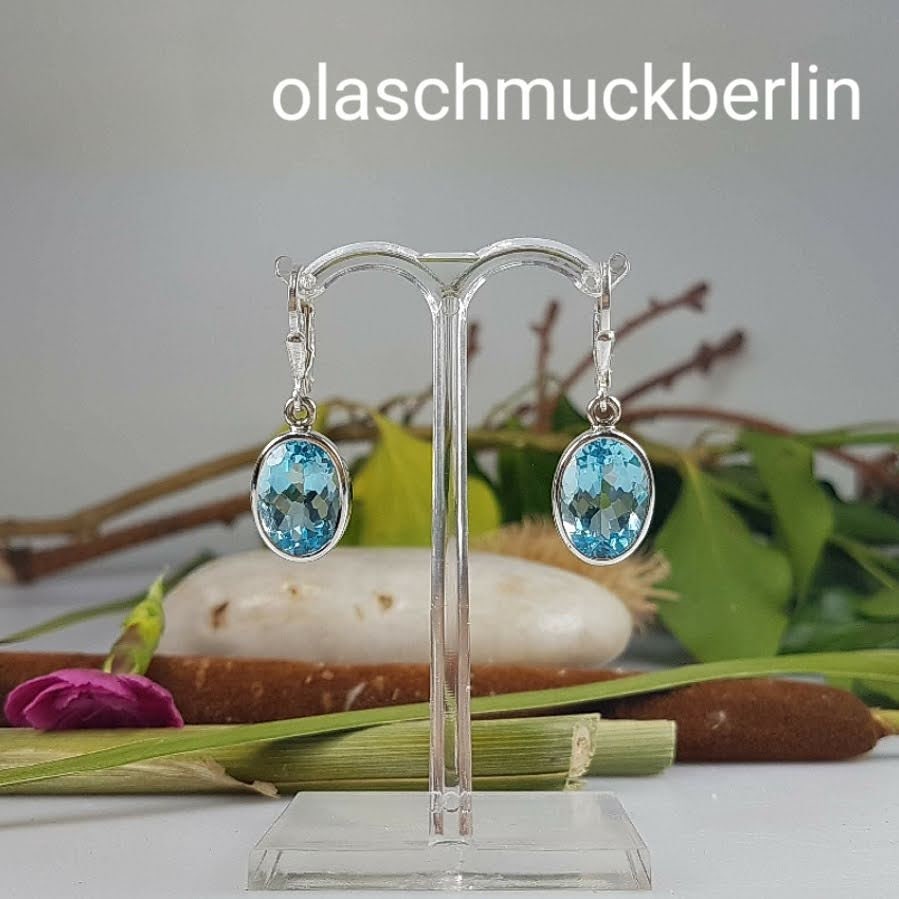 Silberohrhänger mit Topas
