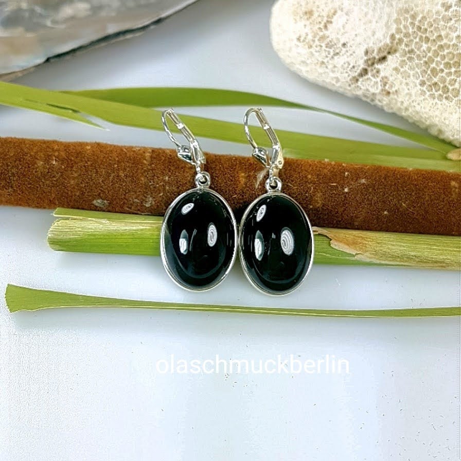 Silberohrhänger mit Onyx