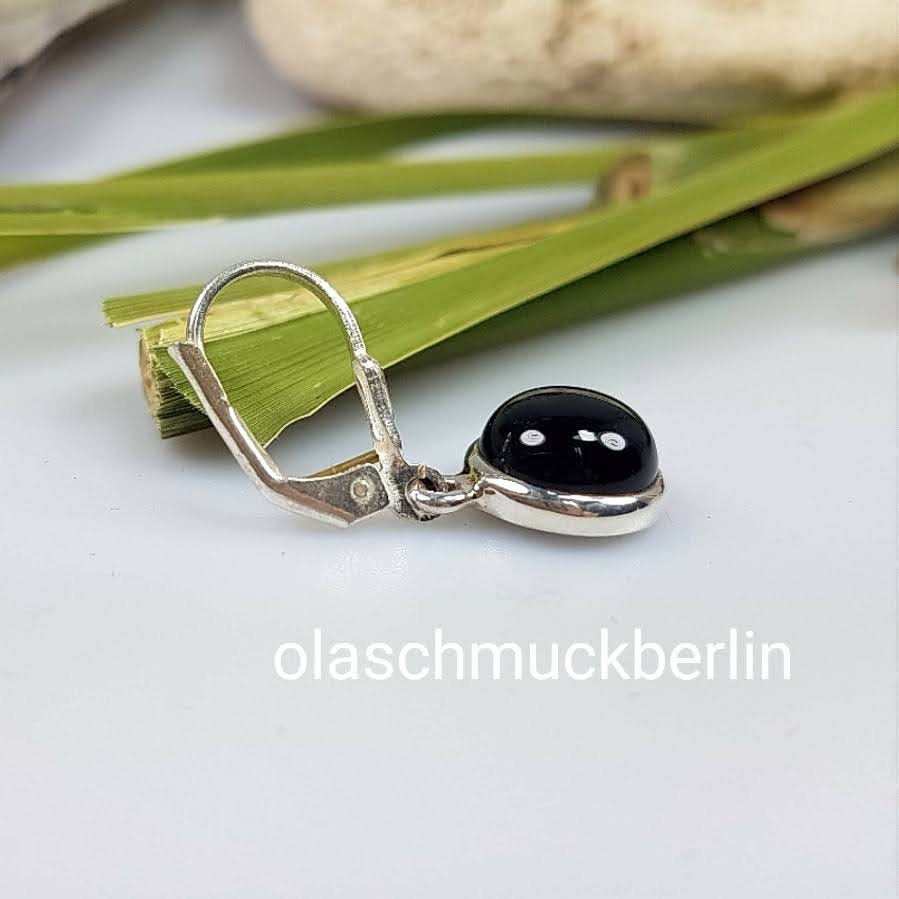 Silberohrhänger mit Onyx
