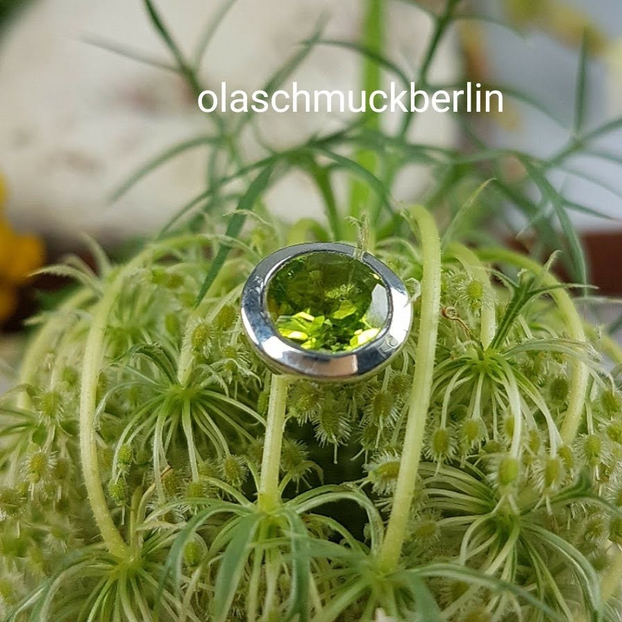 Silberohrstecker mit Peridot