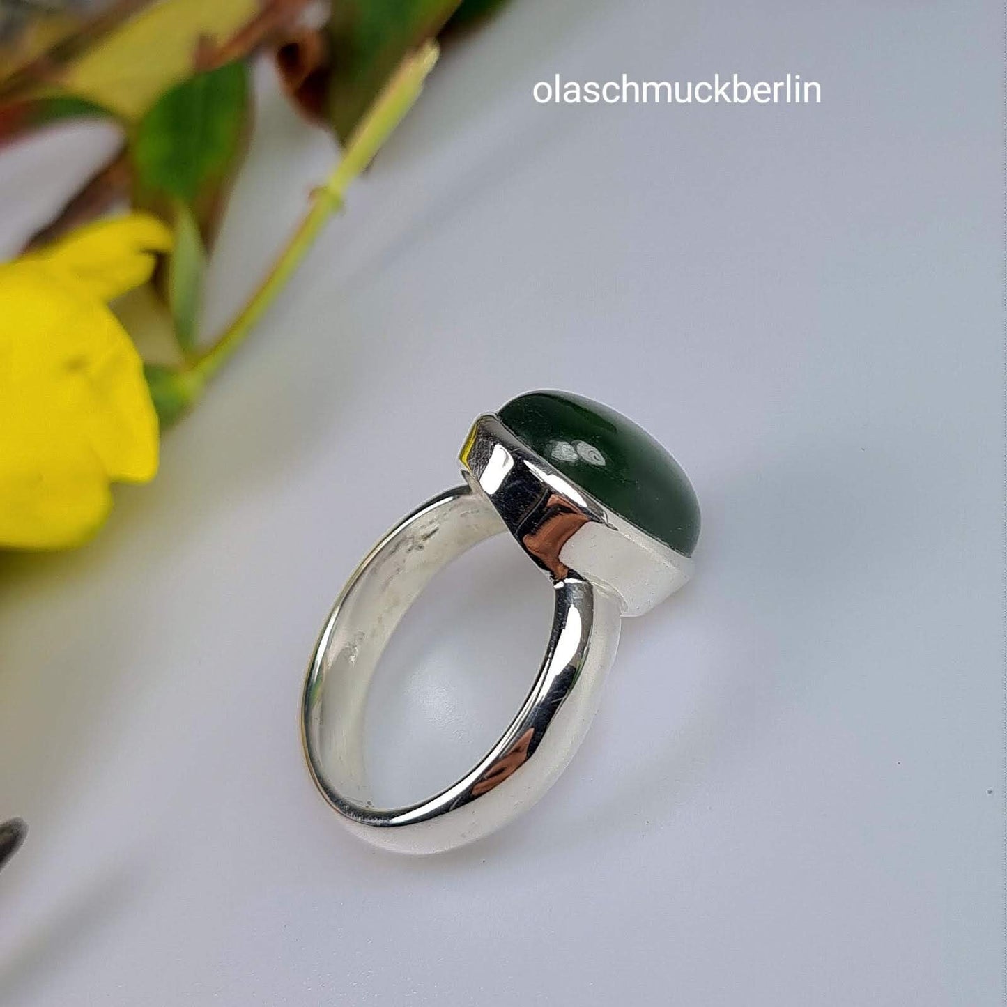 Silberring mit Jade