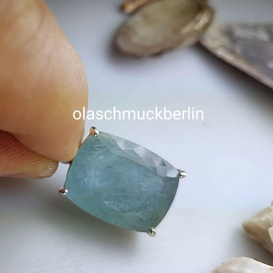 Handmade silver pendant with aquamarine (Brazil)