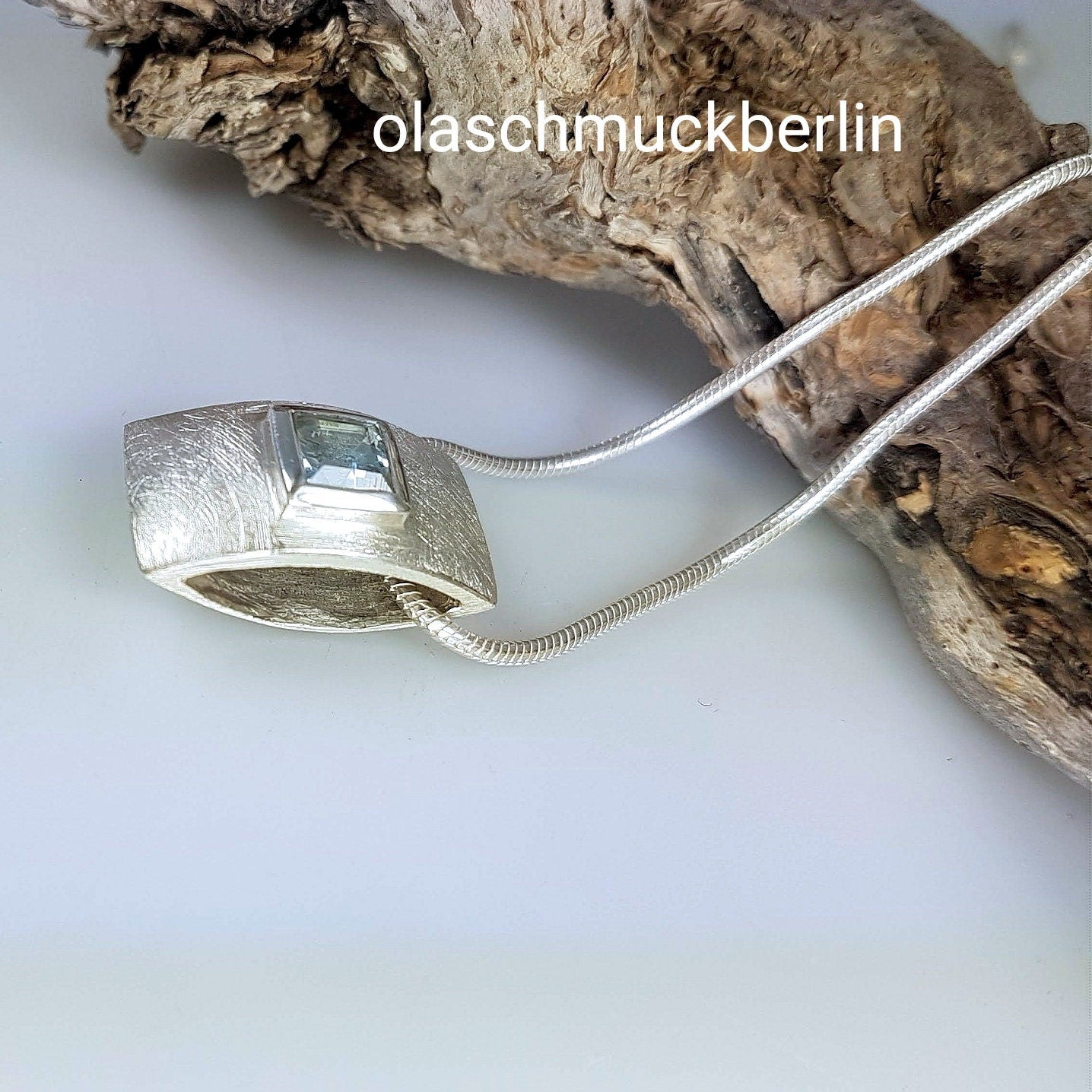 Handgefertigter Silberanhänger mit Topas // 1,5