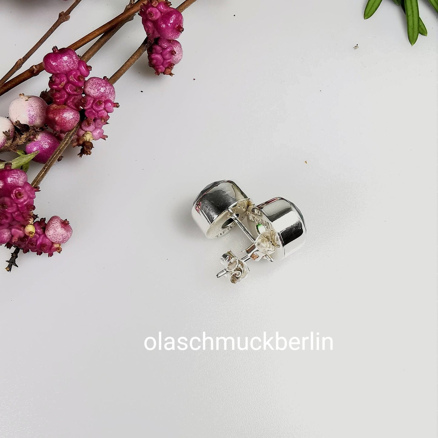 Handgefertigte Silberohrstecker mit Obsidian (Bolivien)