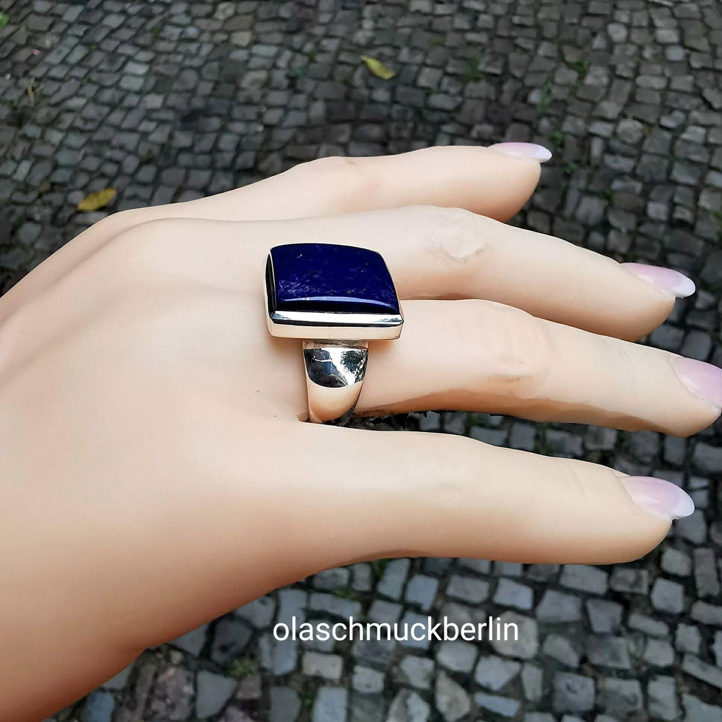 Silberring mit Lapislazuli