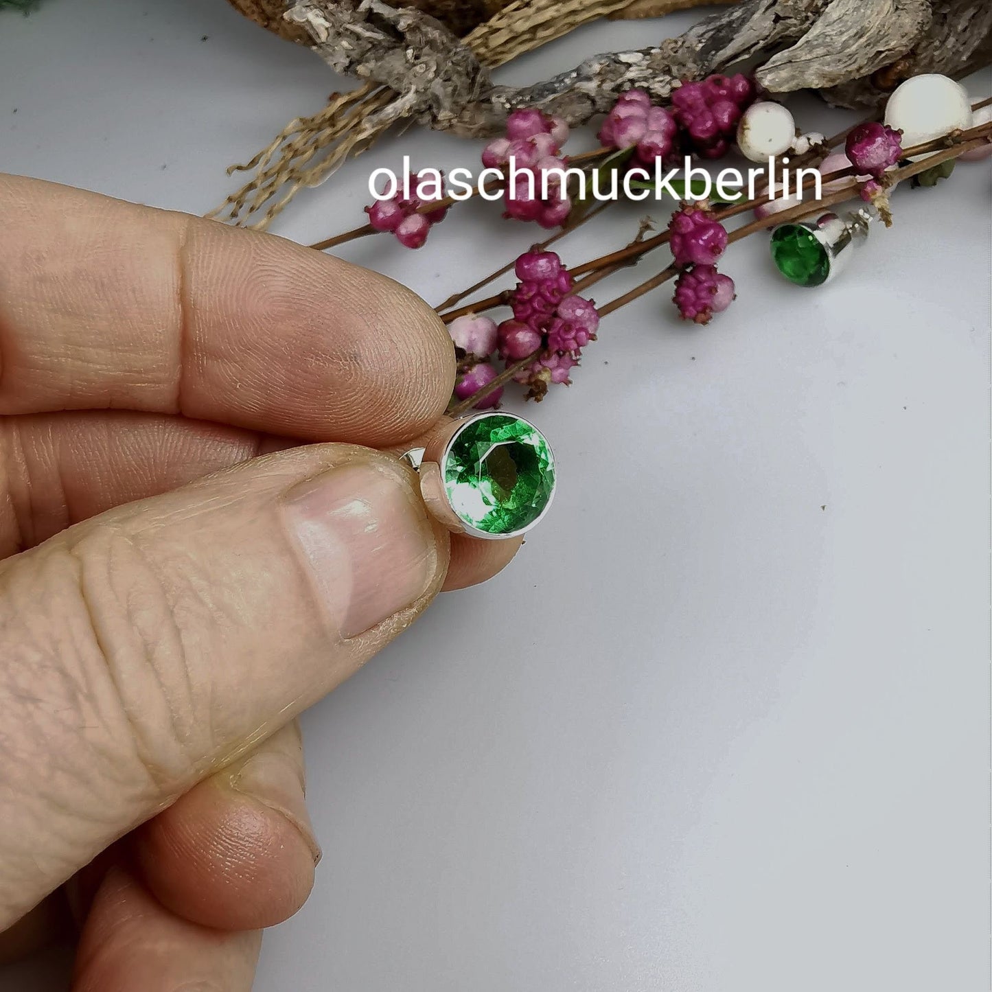 Handgefertigte Silberohrstecker mit Obsidian (Bolivien)