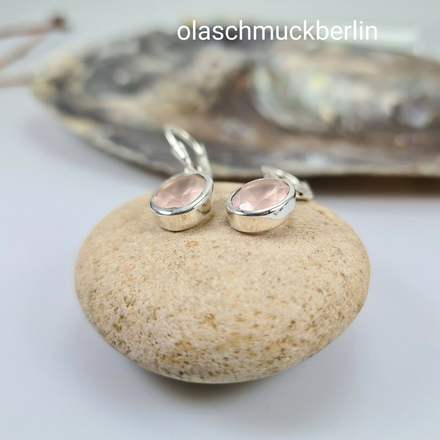 Silberohrhänger mit Rosenquarz
