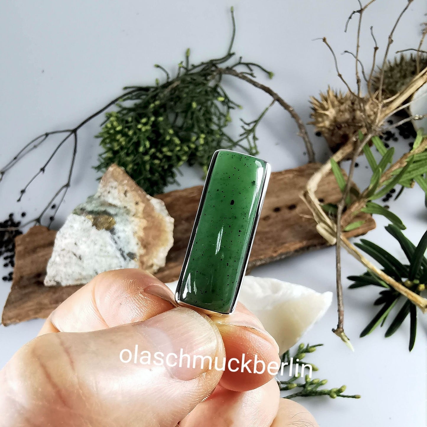 Silberanhänger mit Jade // 1,5