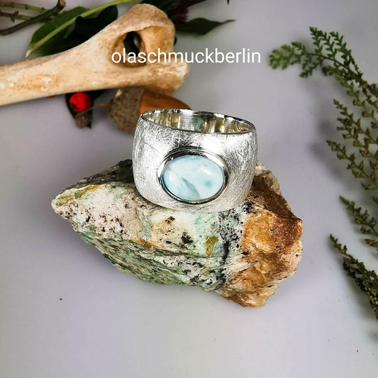 Handgefertigter Silberrring mit Larimar (Dominikanischen Republik)