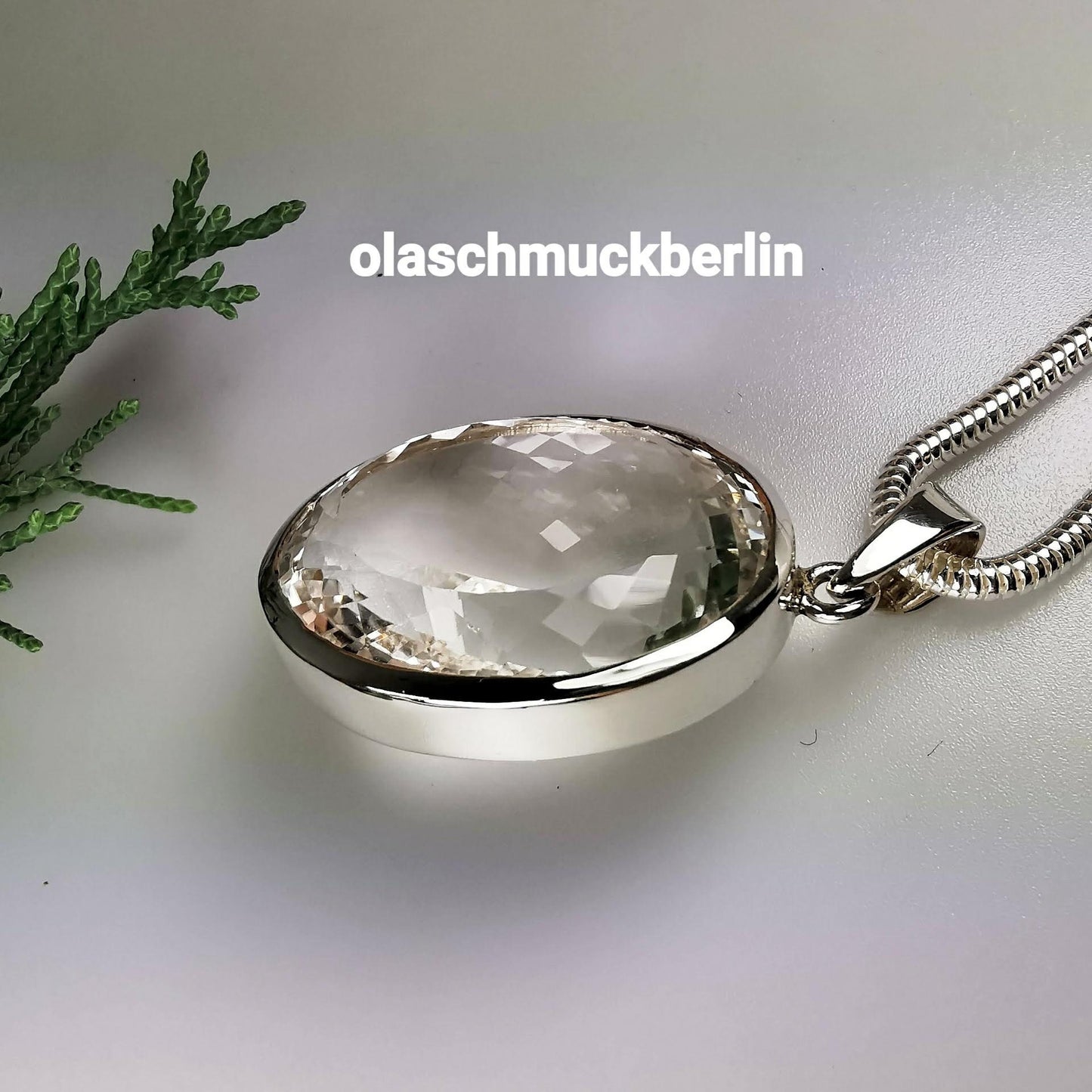 Silberanhänger mit Bergkristall