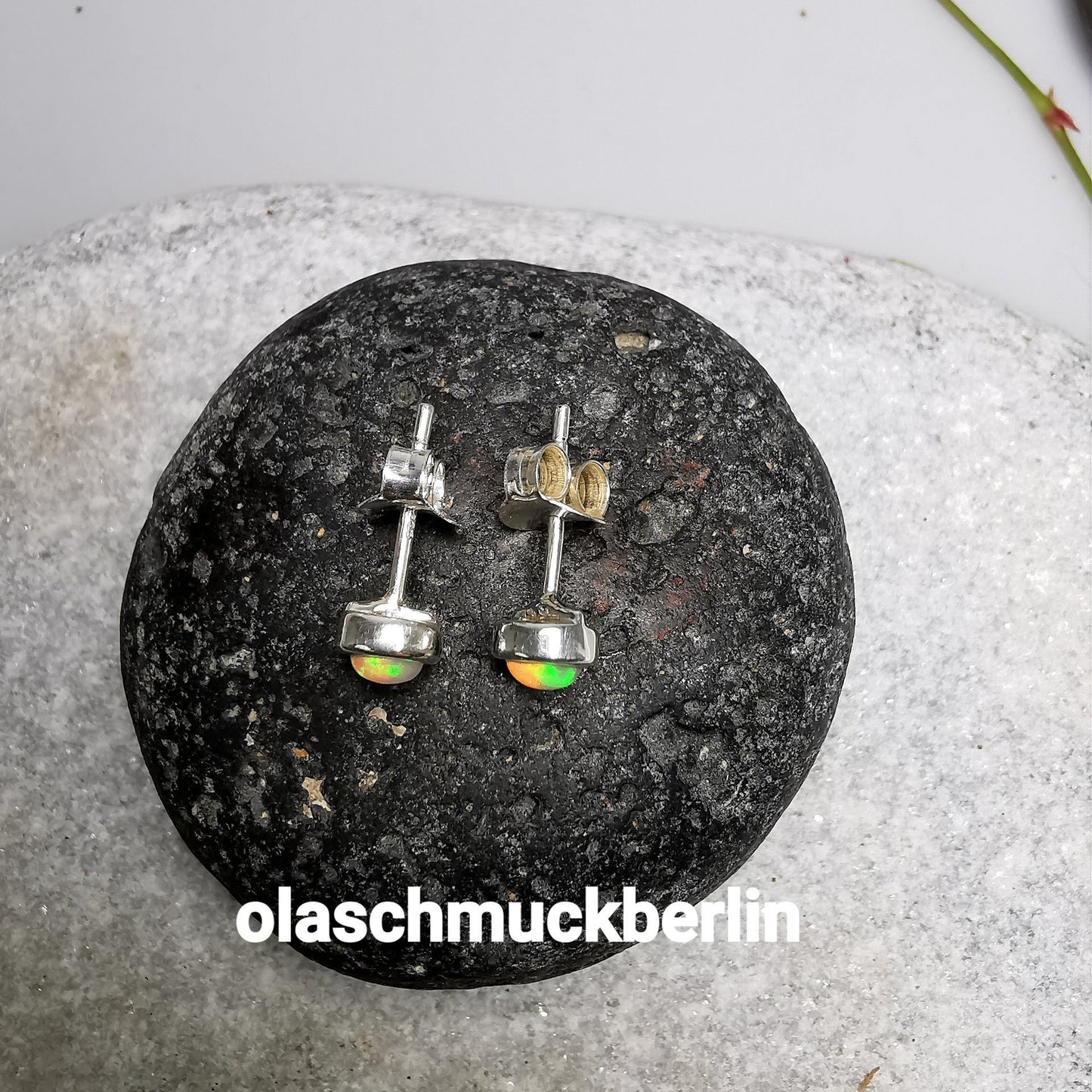 Silberohrstecker mit Opal