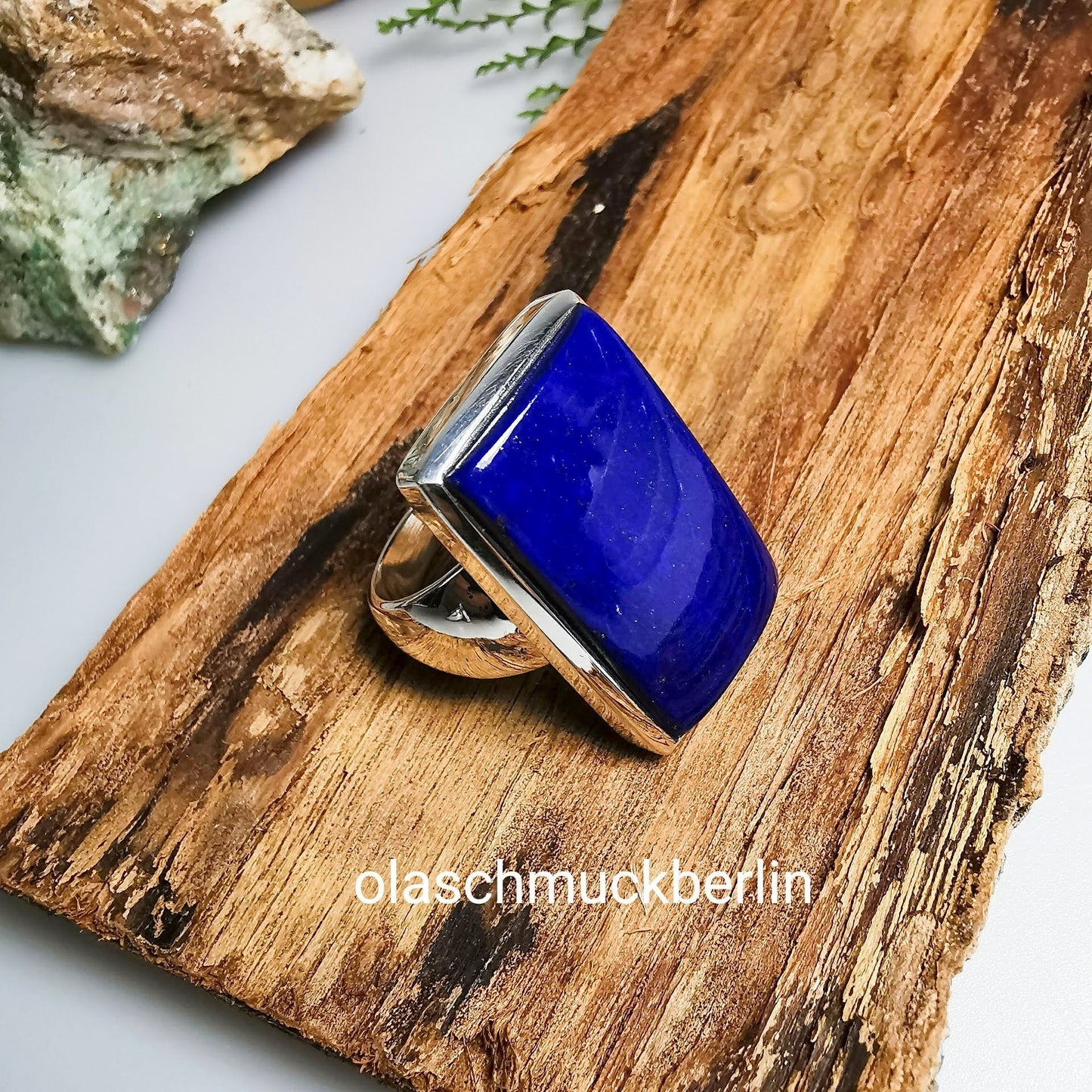 Silberring mit Lapislazuli