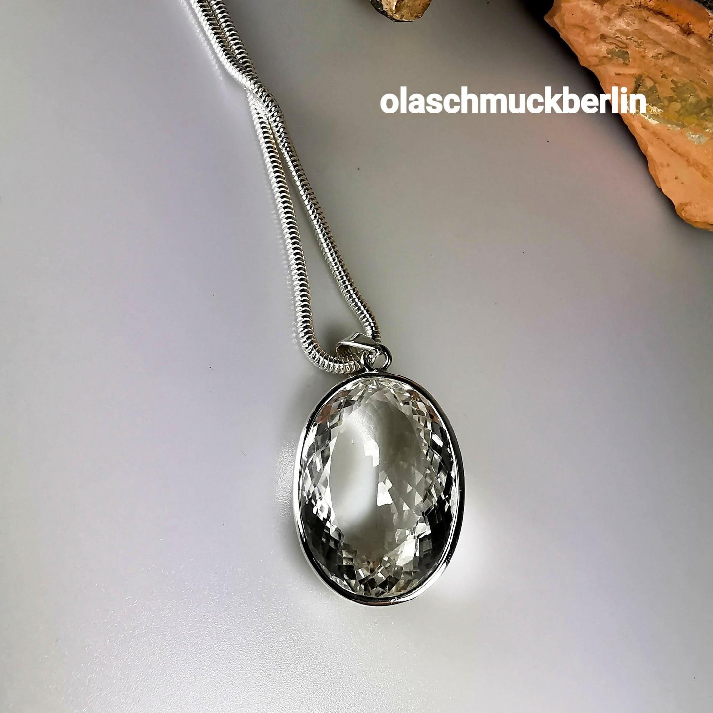 Silberanhänger mit Bergkristall