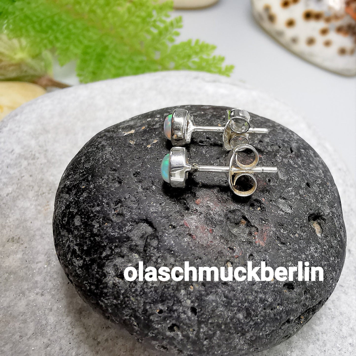 Silberohrstecker mit Opal