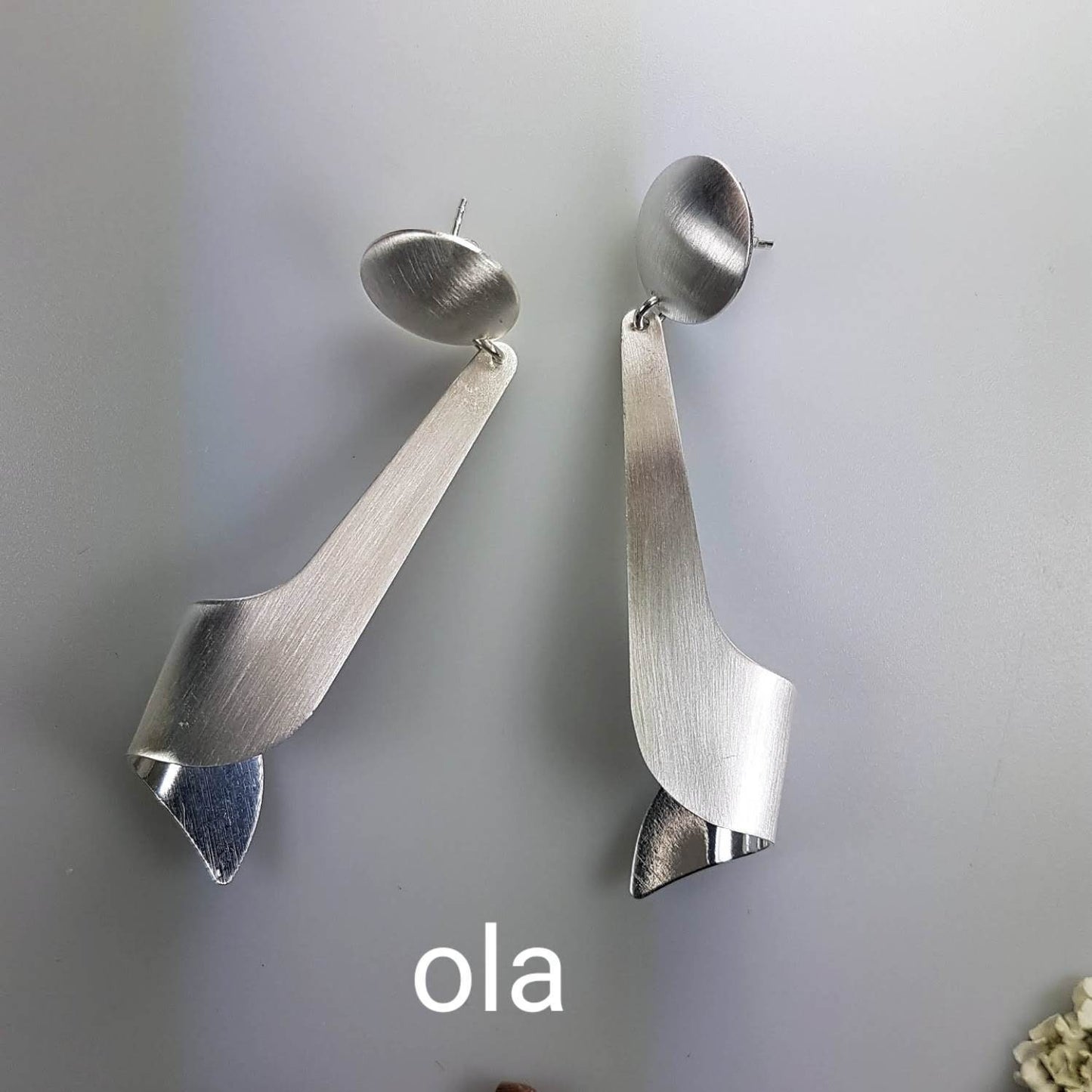 Aussergewöhnliche Silberohrhänger