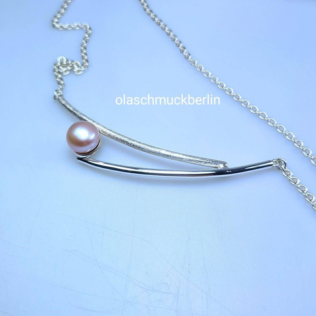 Silber Kette mit einer Süßwasserperle
