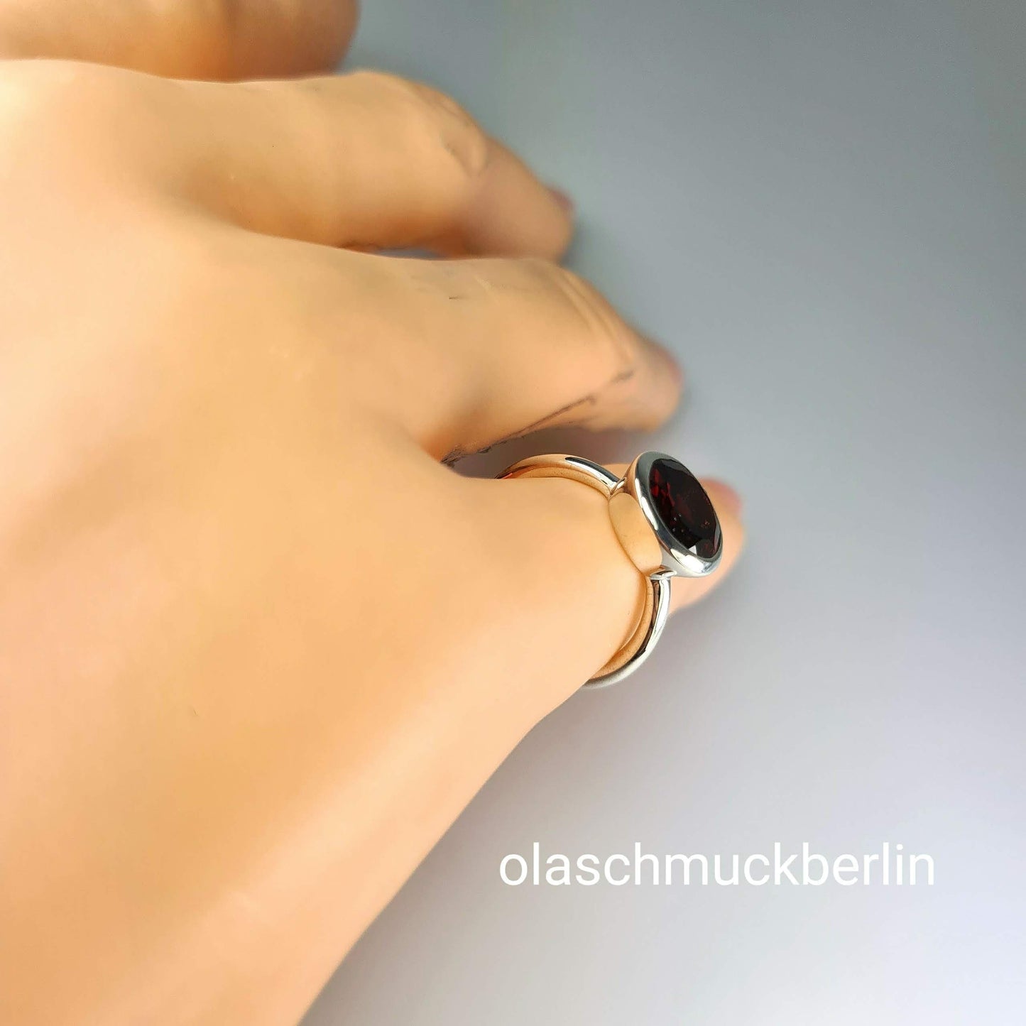 Silberring mit Granat