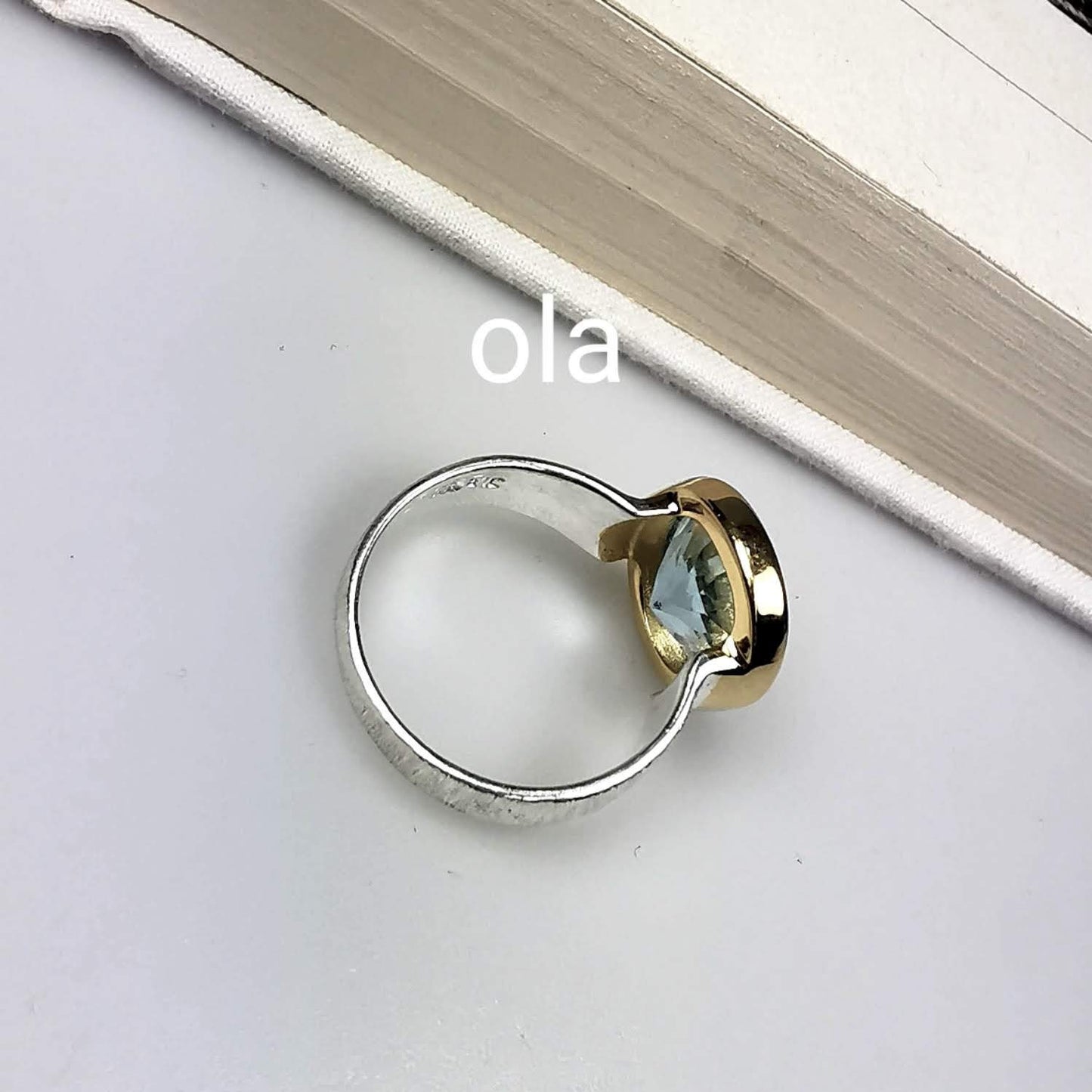 Handgefertigter Silberring mit Topas (vergoldet)