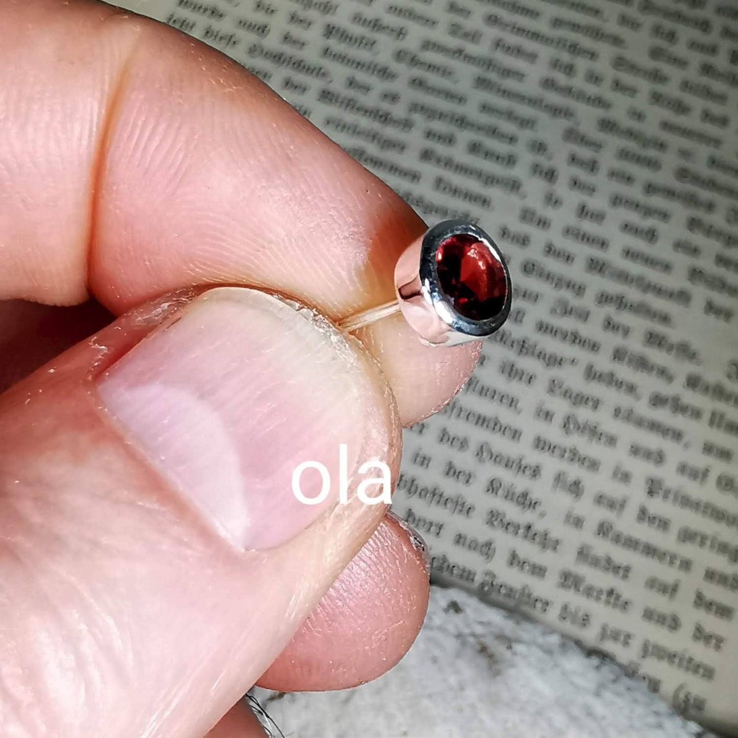 Silberohrstecker mit Granat