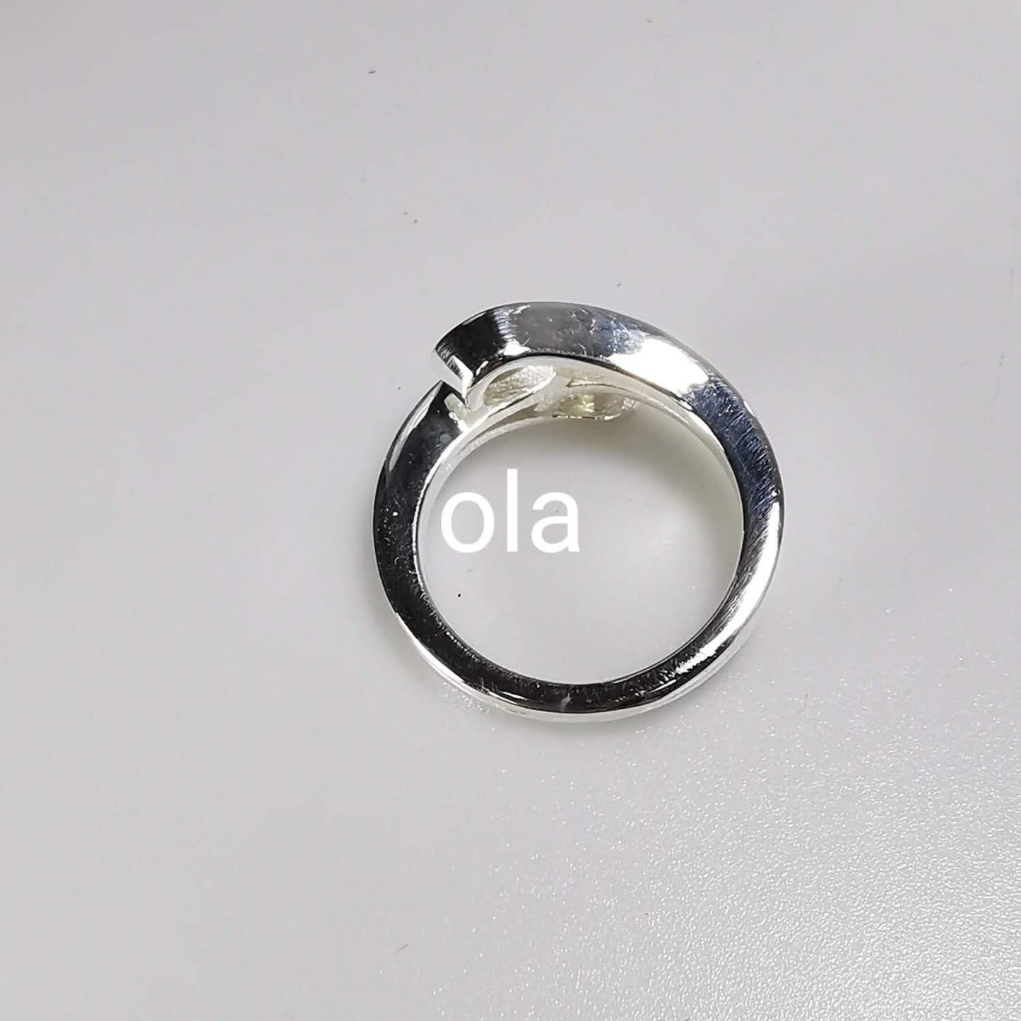 Silberring mit Peridot
