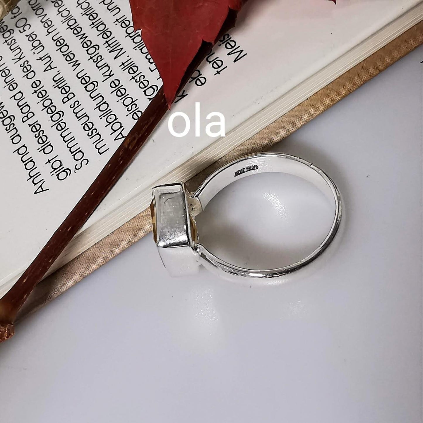 Citrin-Ring in Silber gefasst