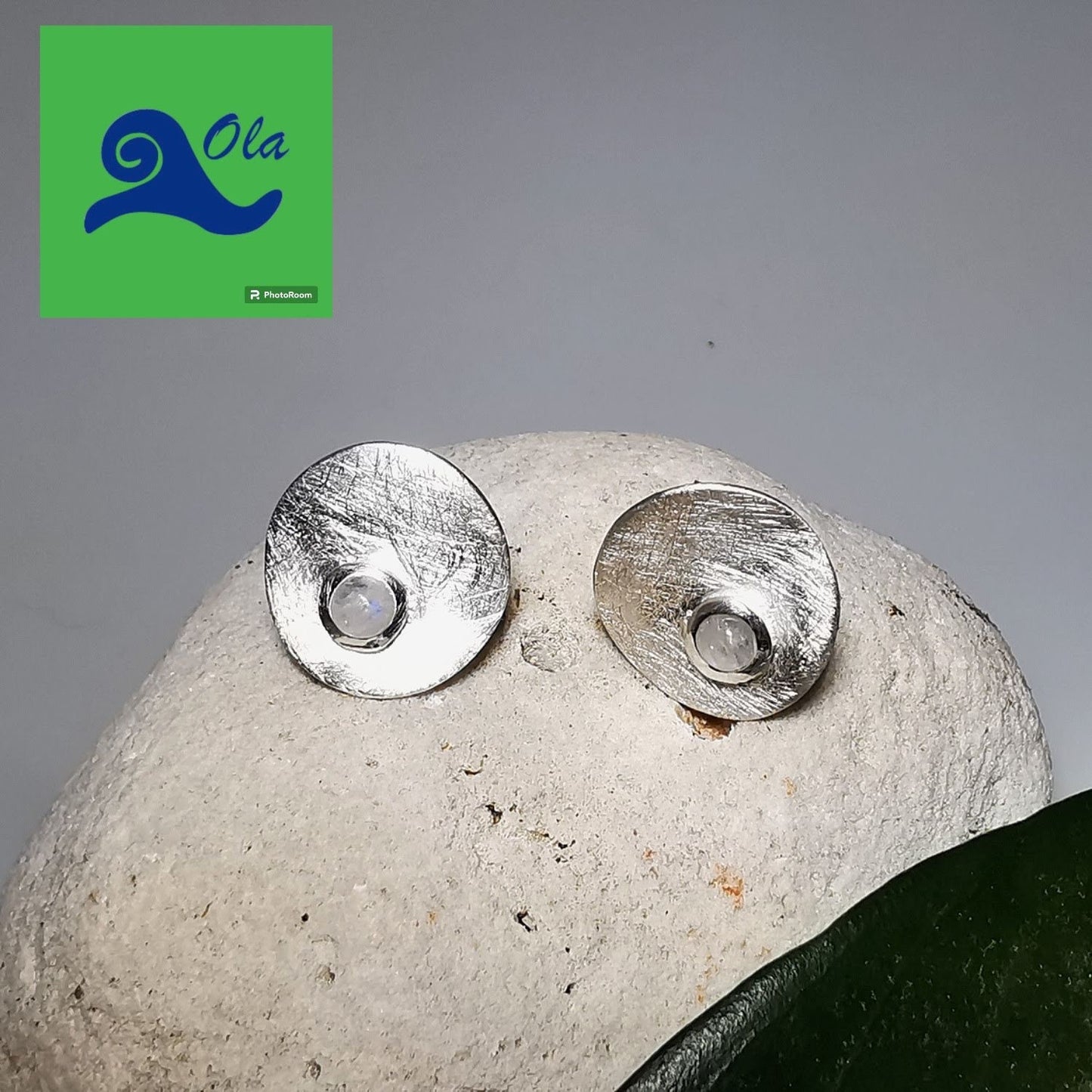 Silberohrstecker mit Mondstein