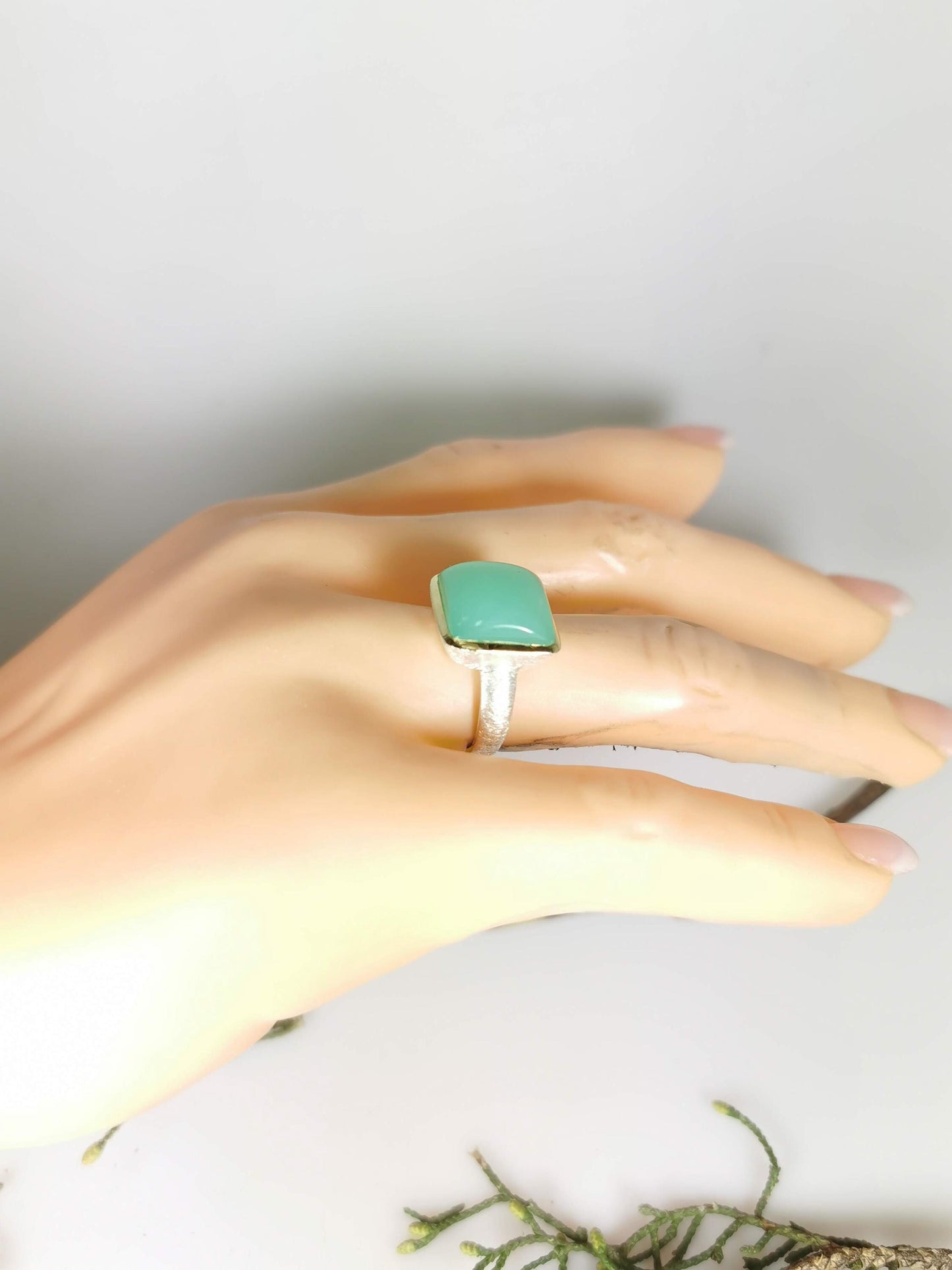 Silber Ring mit Chrysopras in vergoldeter Fassung