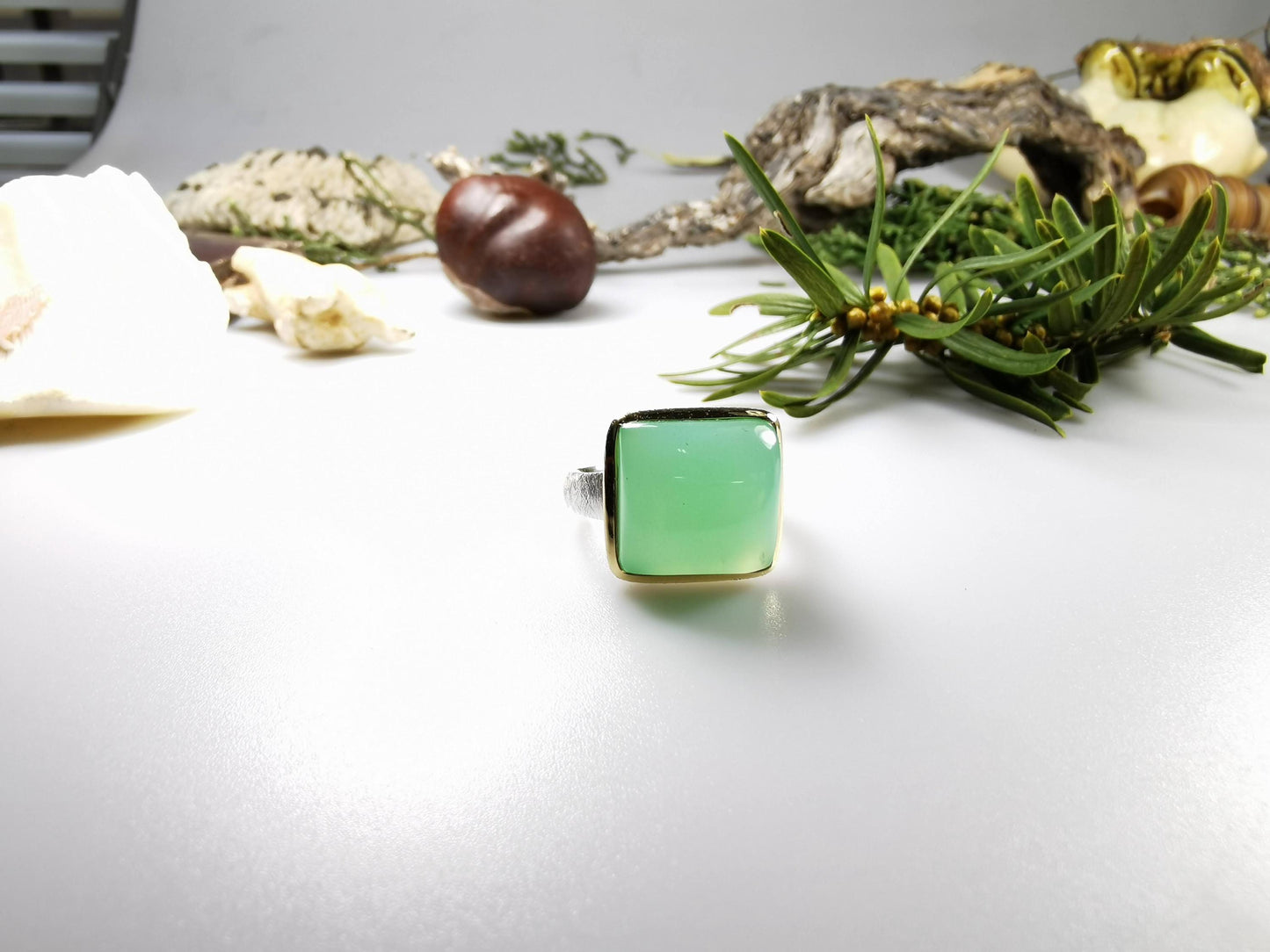 Silber Ring mit Chrysopras in vergoldeter Fassung