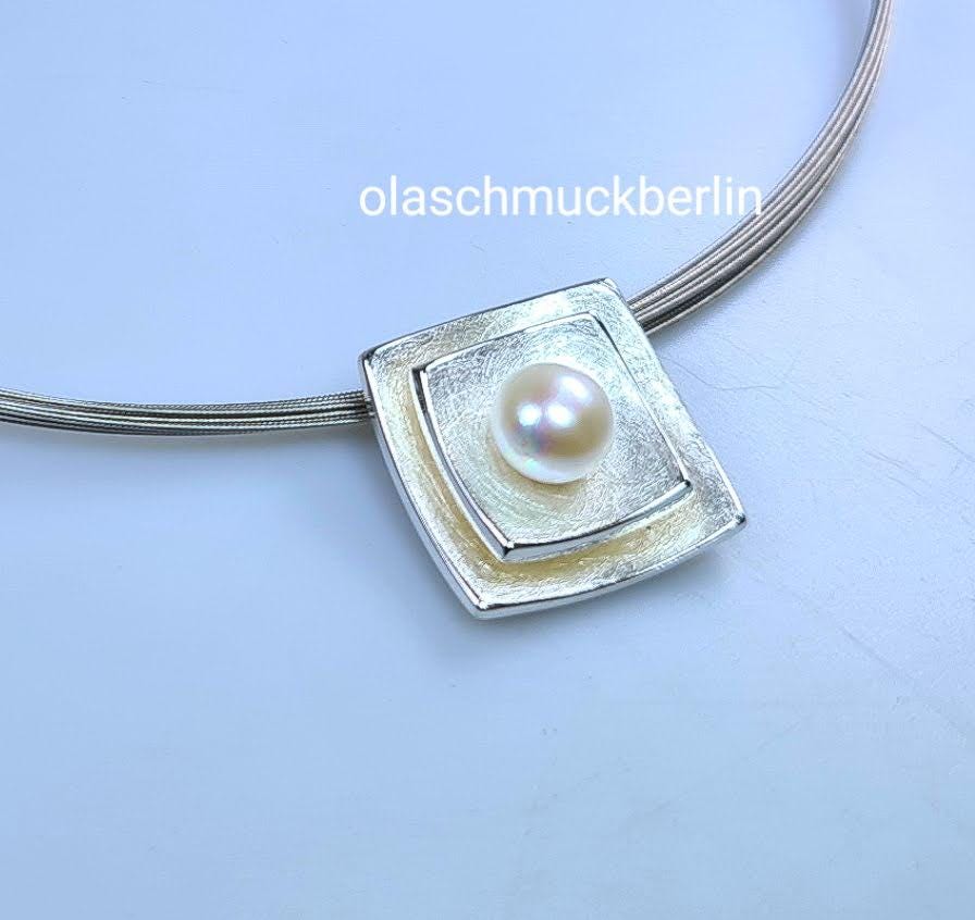 Silber Anhänger mit Süßwasserperle