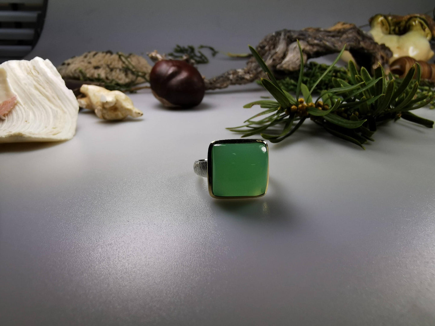 Silber Ring mit Chrysopras in vergoldeter Fassung
