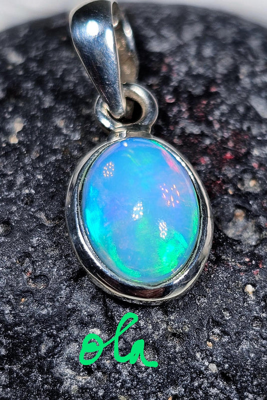 Silber Anhänger mit Opal