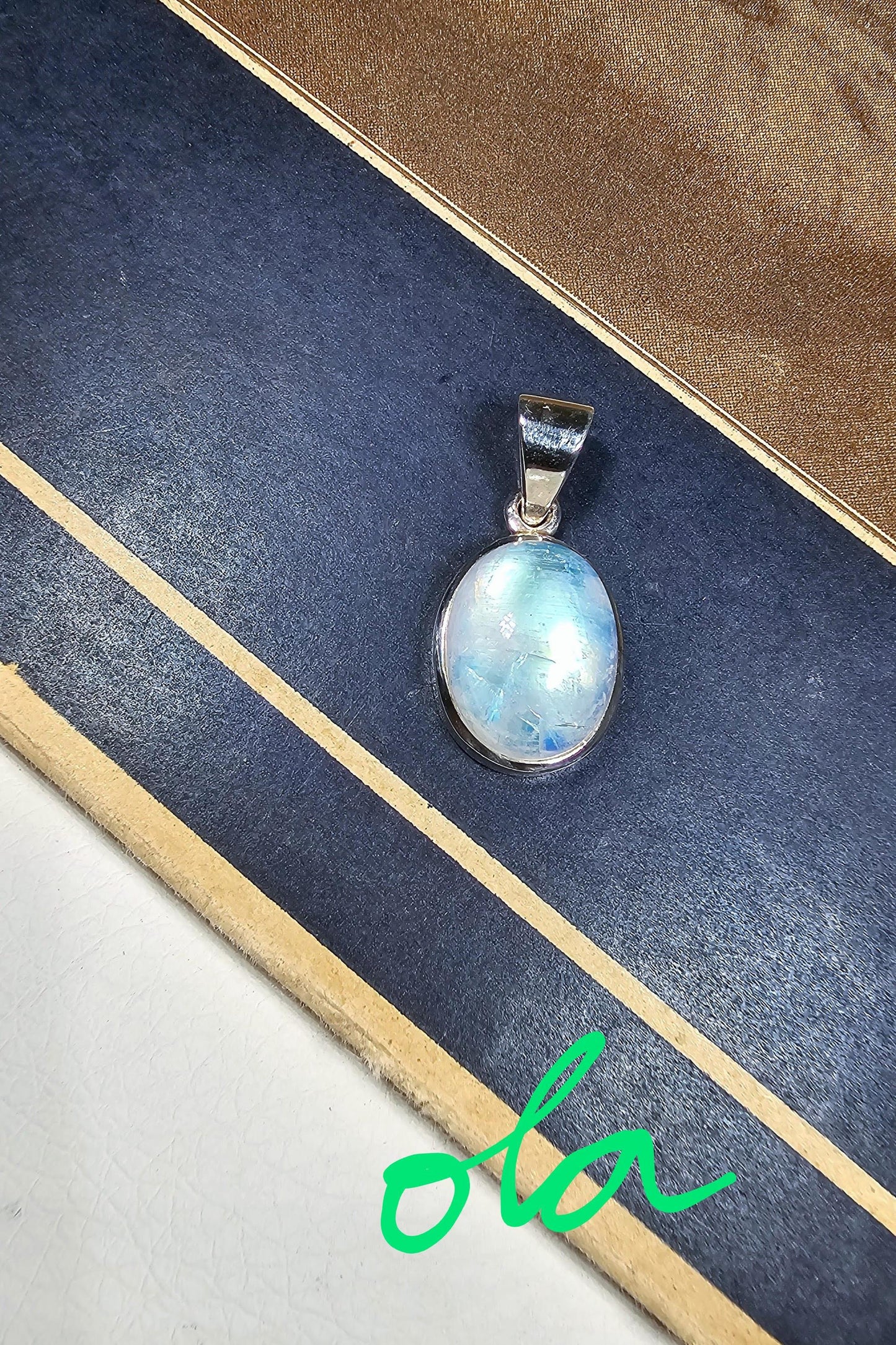 Silber Anhänger mit Mondstein
