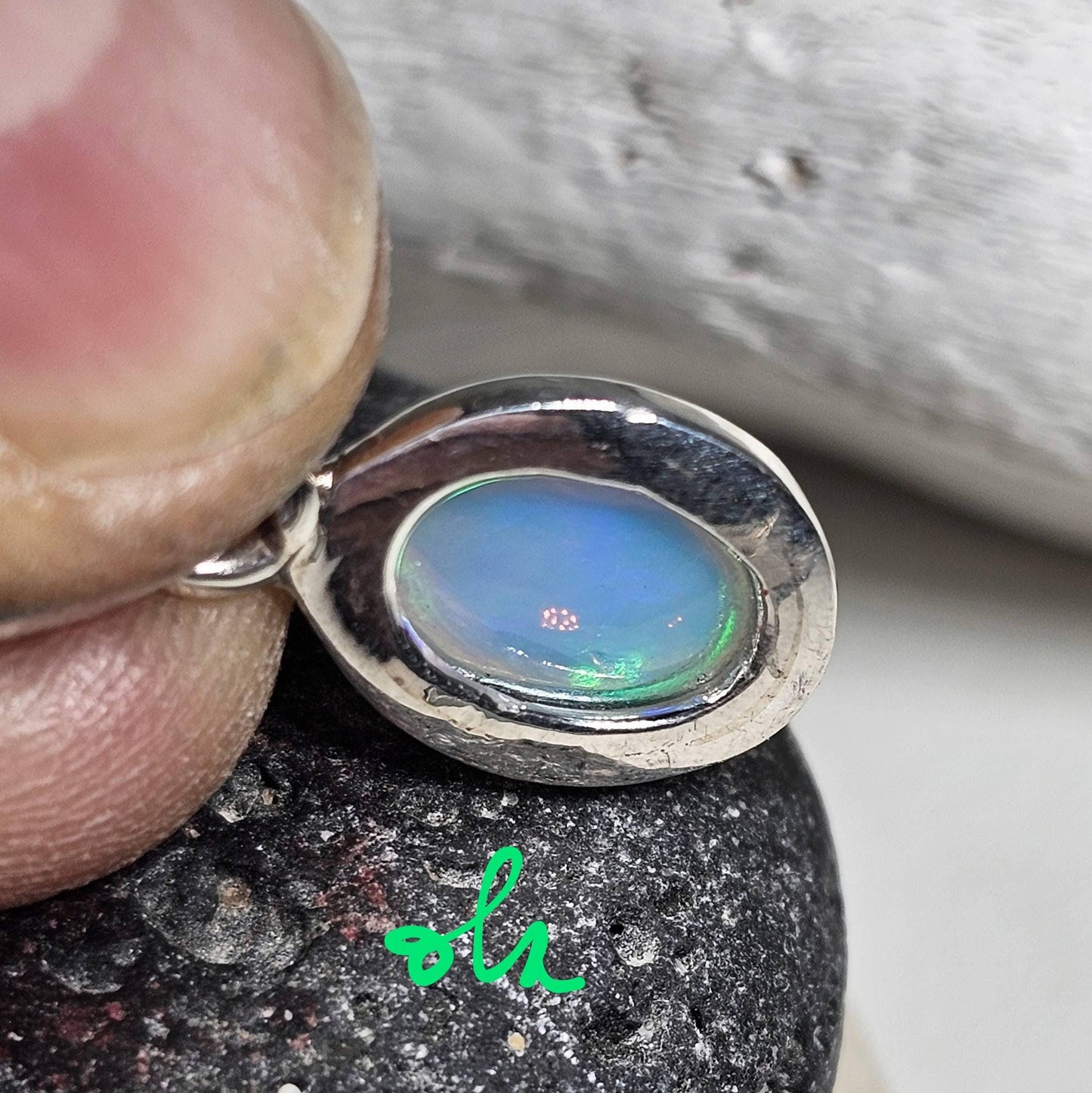 Silber Anhänger mit Opal